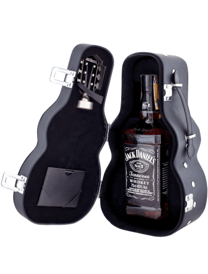 Jack Daniel´s  0,7l +Gitara 40%